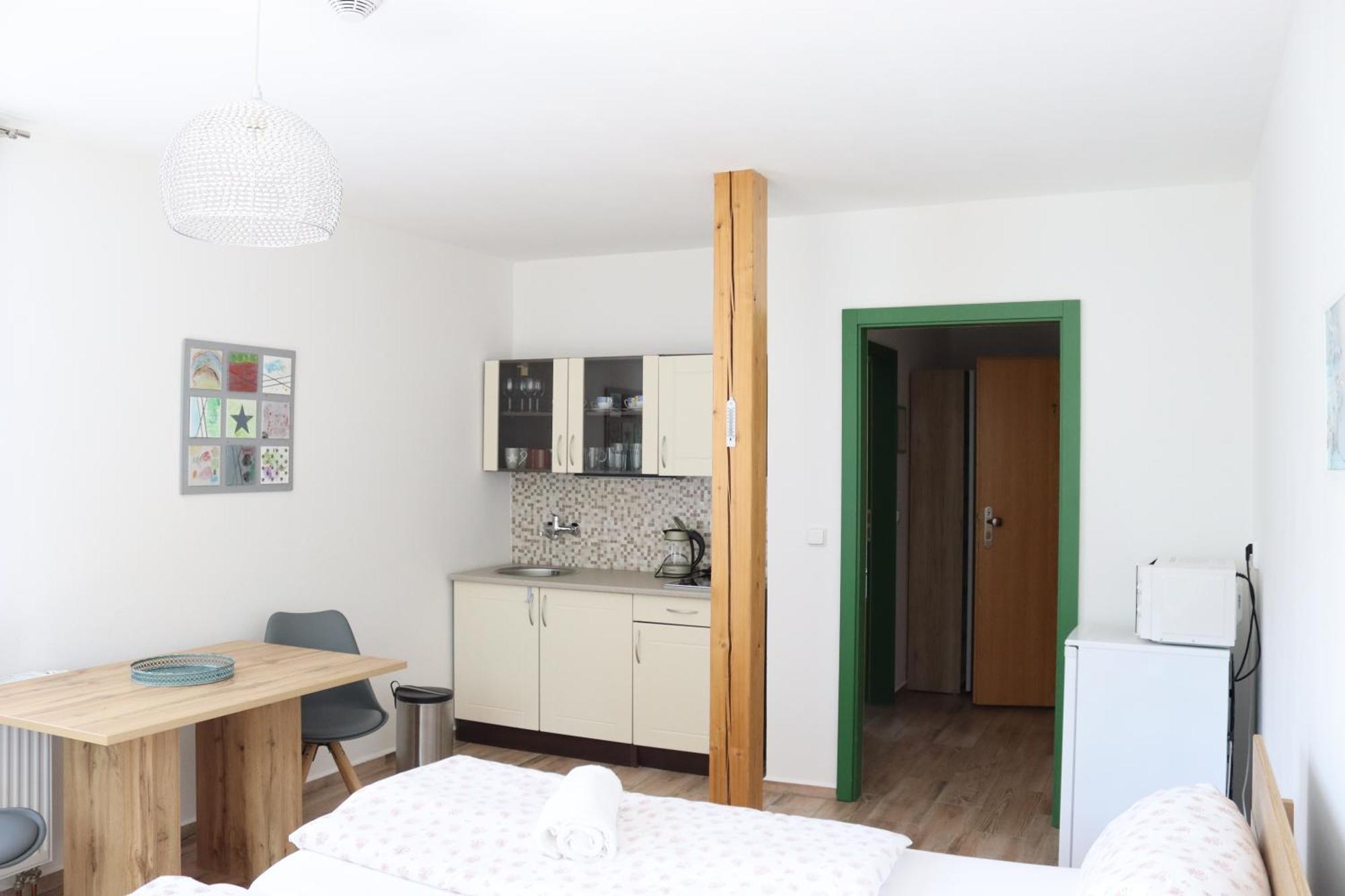 Penzion-Apartman Soucek Jindřichŭv Hradec Exteriör bild