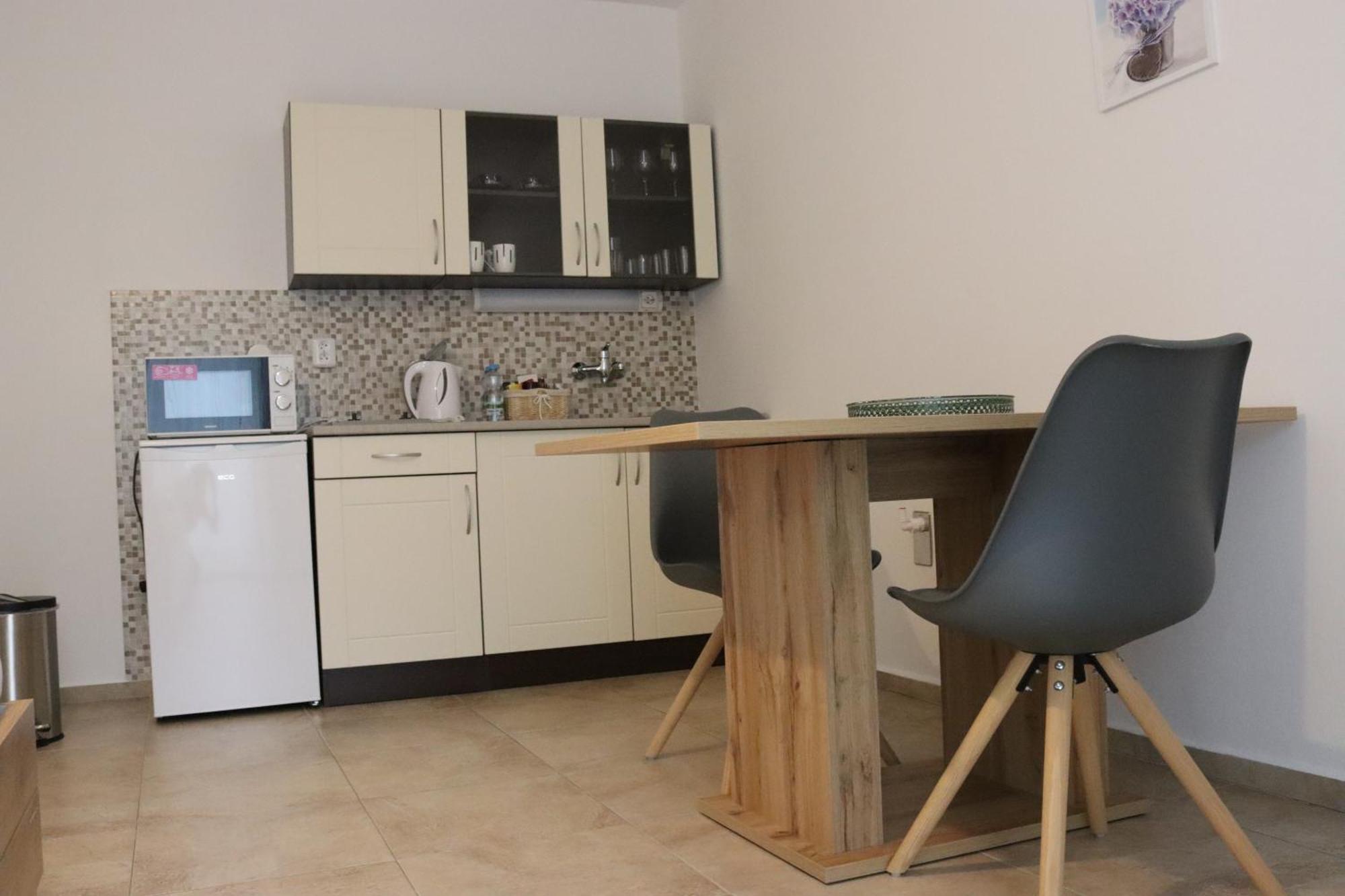 Penzion-Apartman Soucek Jindřichŭv Hradec Exteriör bild