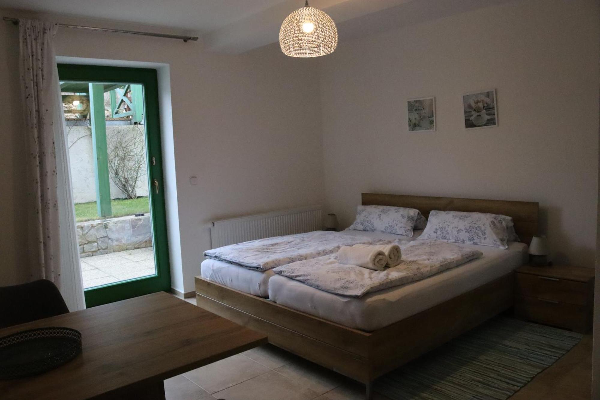Penzion-Apartman Soucek Jindřichŭv Hradec Exteriör bild