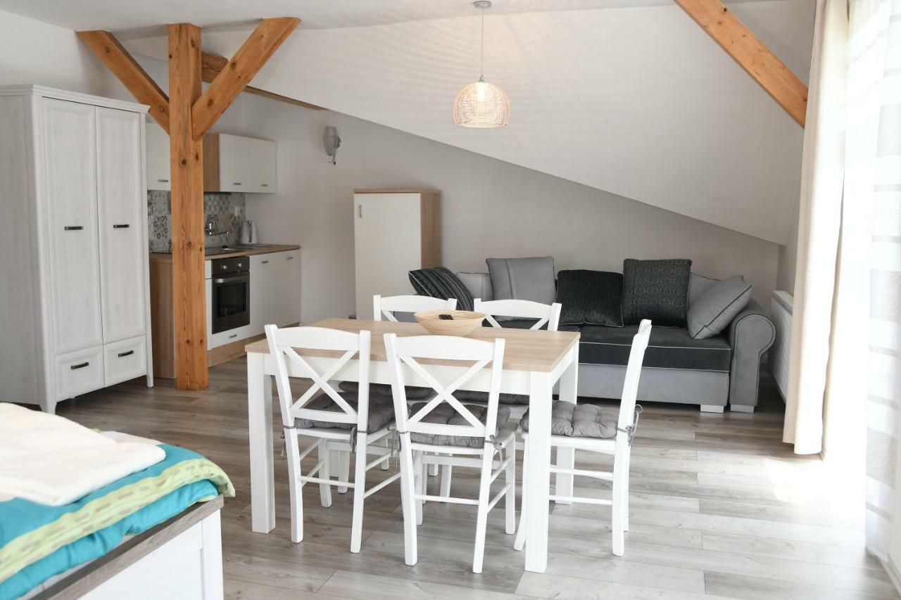 Penzion-Apartman Soucek Jindřichŭv Hradec Exteriör bild