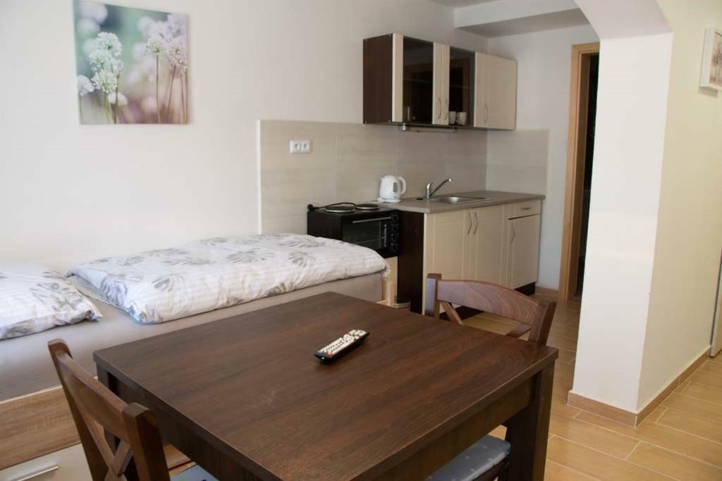 Penzion-Apartman Soucek Jindřichŭv Hradec Exteriör bild